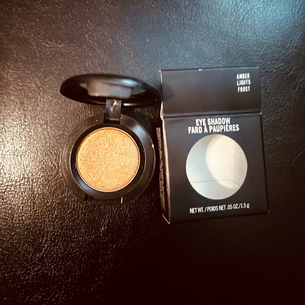 Mac eyeshadow Amber Lights